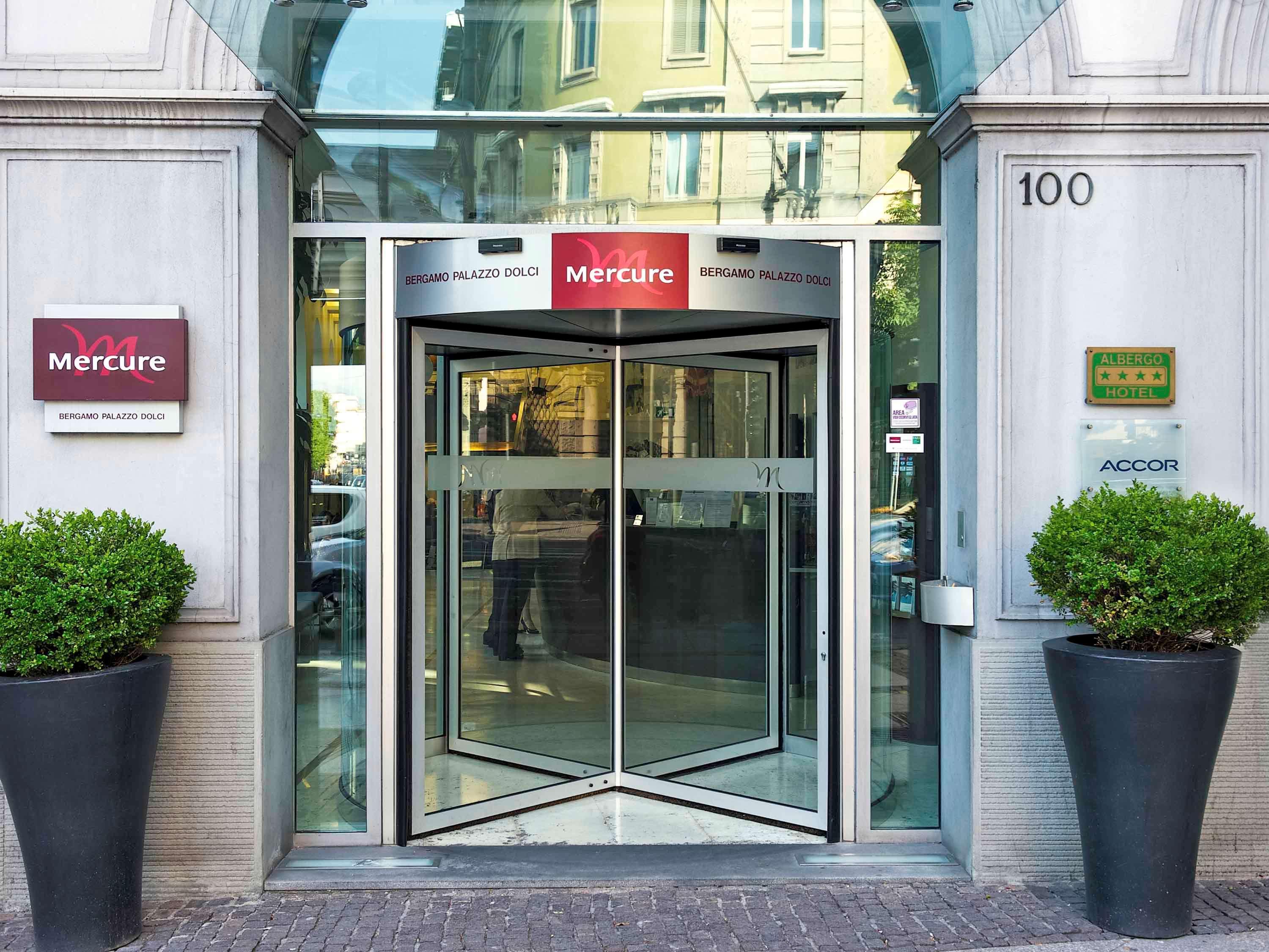 Mercure Bergamo Centro Palazzo Dolci Exterior photo