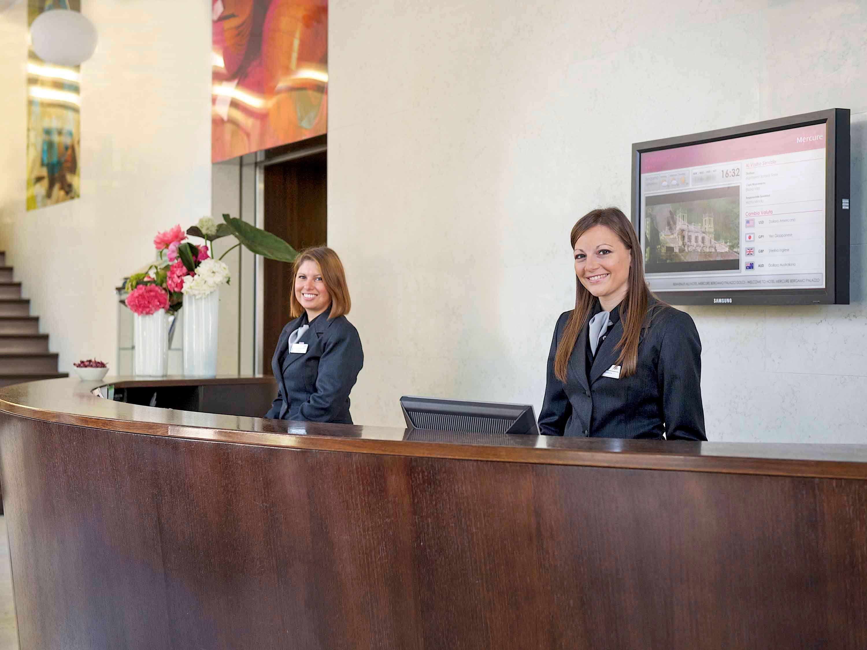 Mercure Bergamo Centro Palazzo Dolci Exterior photo