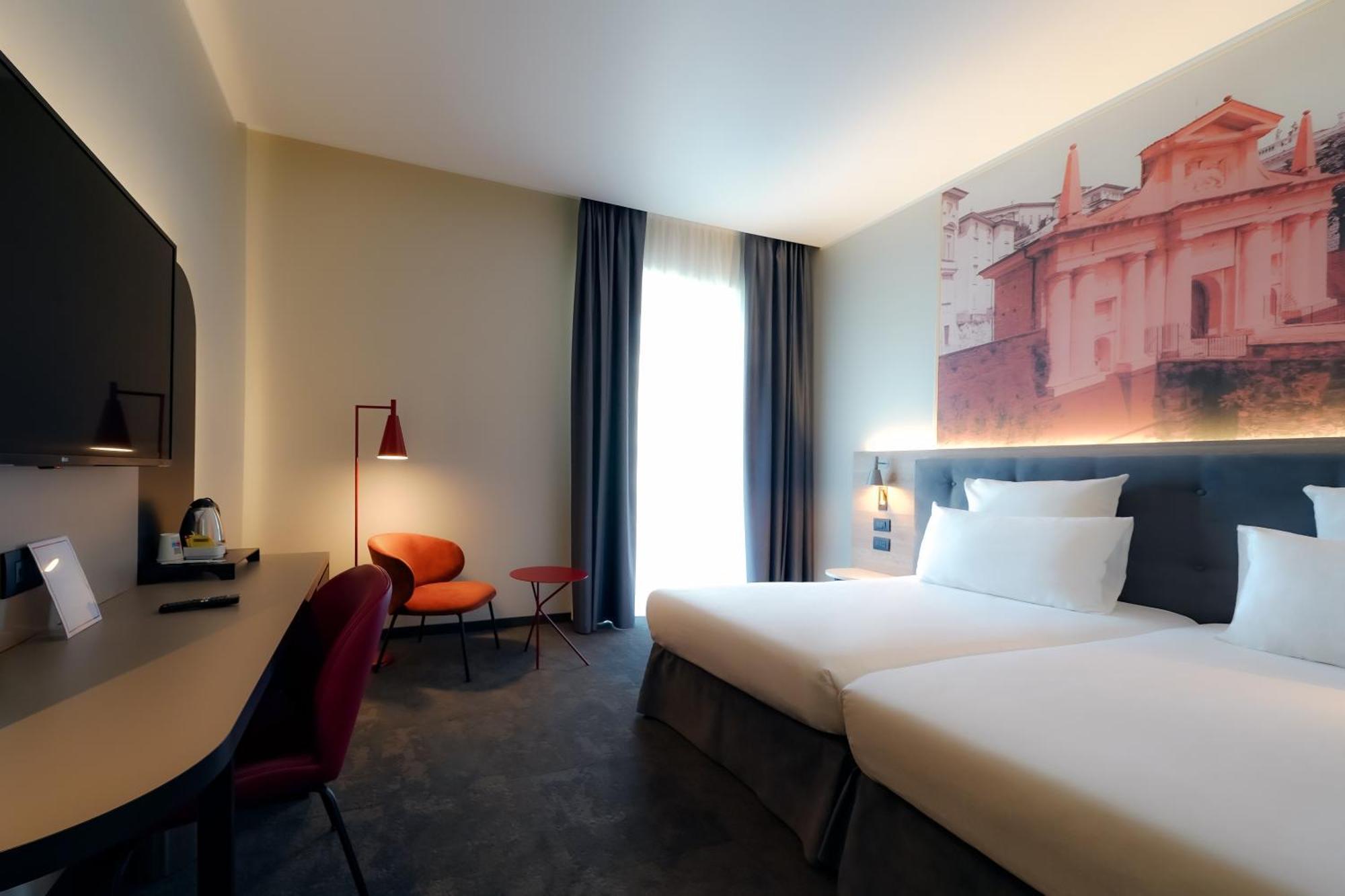 Mercure Bergamo Centro Palazzo Dolci Exterior photo