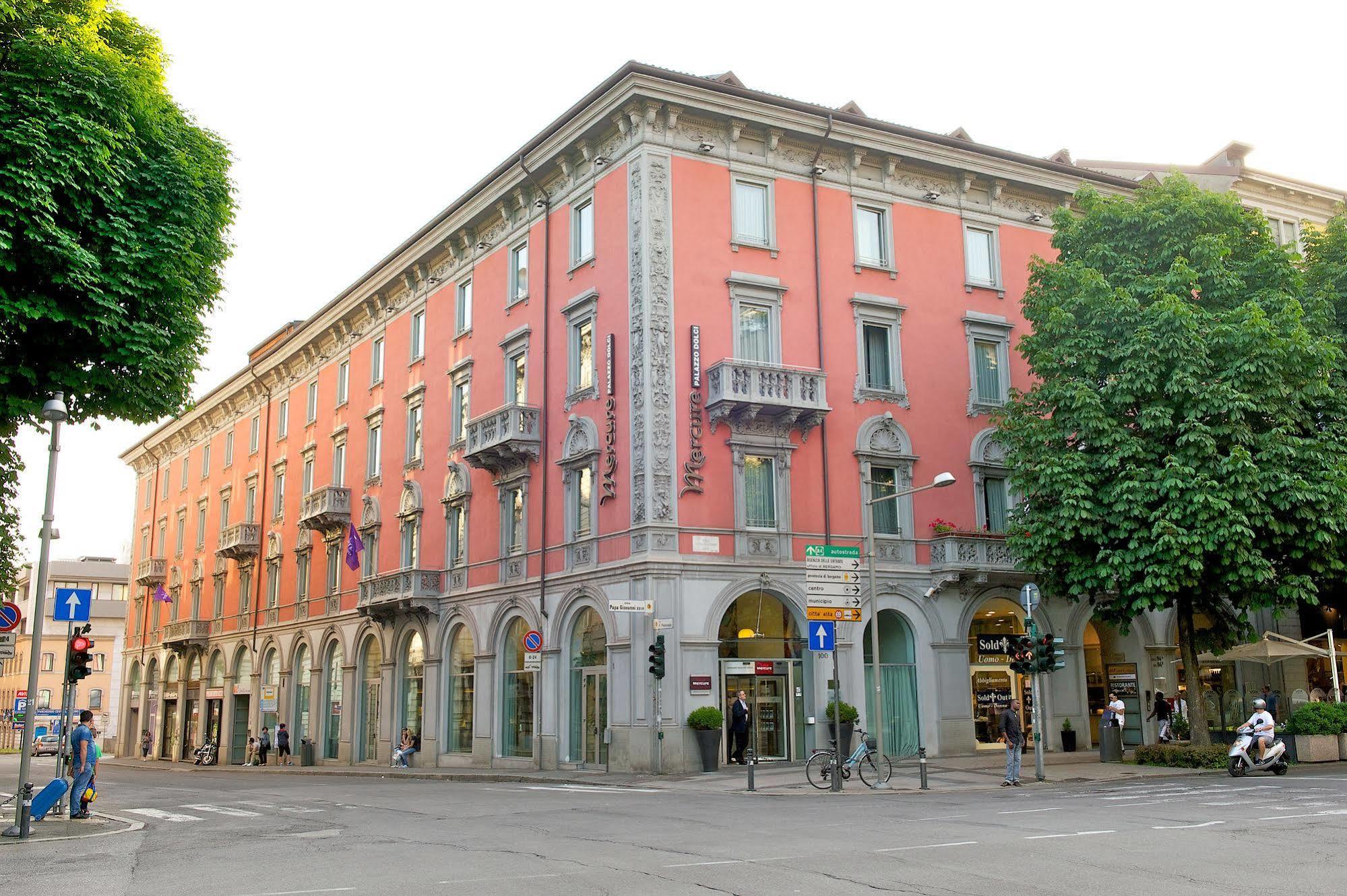 Mercure Bergamo Centro Palazzo Dolci Exterior photo